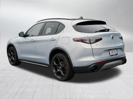 2024 Alfa Romeo Stelvio Ti