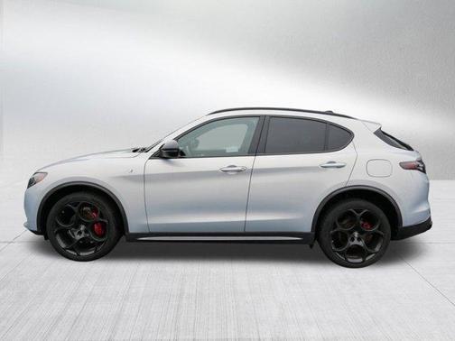 2024 Alfa Romeo Stelvio Ti