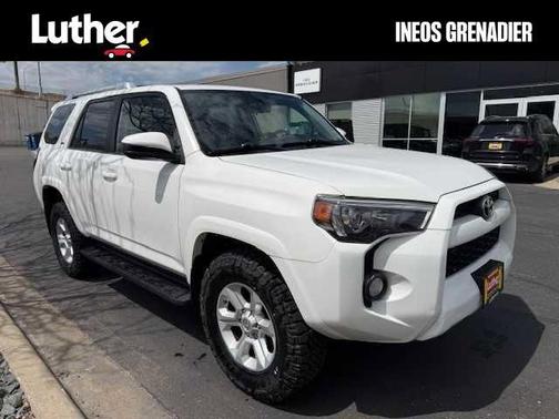 Super White 2016 Toyota 4Runner SR5