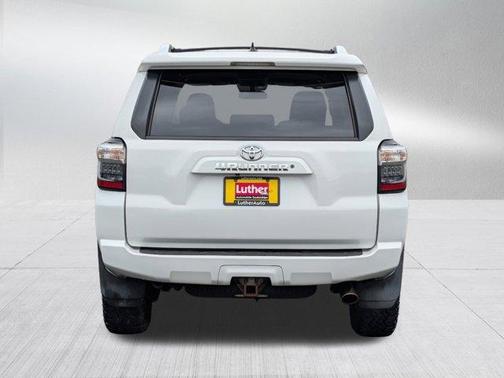 Super White 2016 Toyota 4Runner SR5