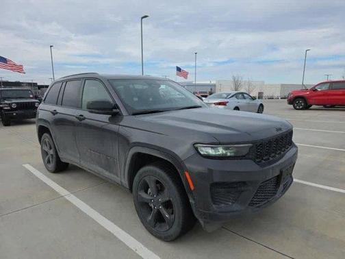 2023 Jeep Grand Cherokee Altitude