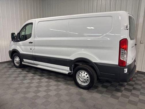 2023 Ford Transit-250 T250 LOW RF