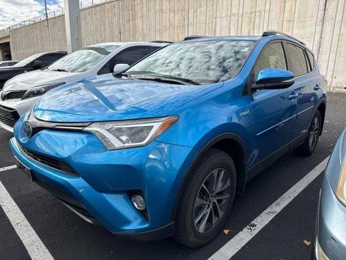 2018 Toyota RAV4 Hybrid XLE