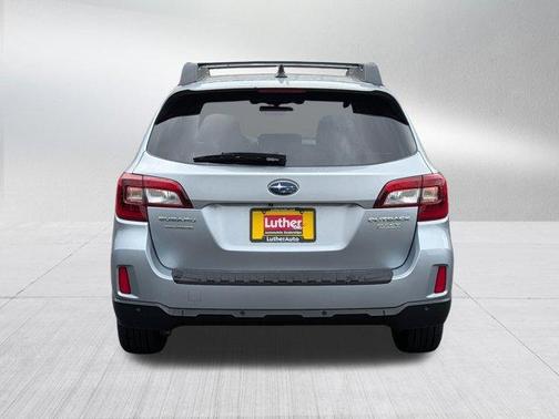 Ice Silver Metallic 2017 Subaru Outback 2.5i Limited