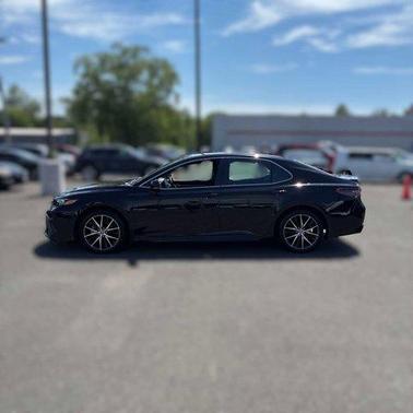 Midnight Black Metallic 2023 Toyota Camry SE