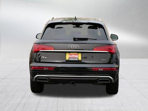 2022 Audi Q5 45 S line quattro Premium