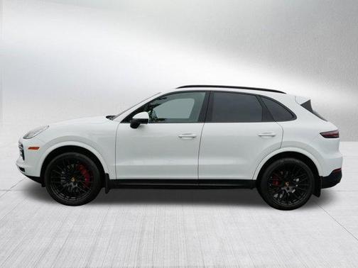 2021 Porsche Cayenne Base
