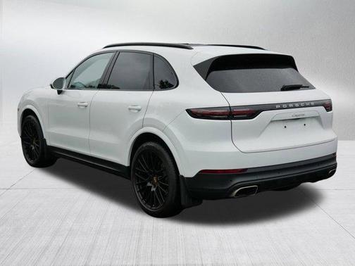 2021 Porsche Cayenne Base