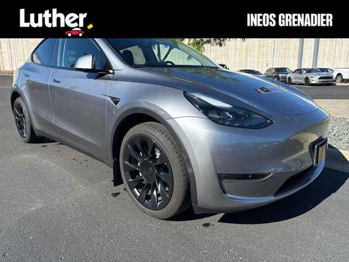 2024 Tesla Model Y Long Range