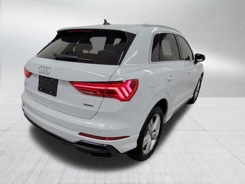 2022 Audi Q3 45 S line Premium Plus