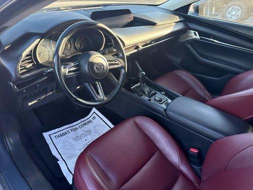 2023 Mazda Mazda3 2.5 S Carbon Edition