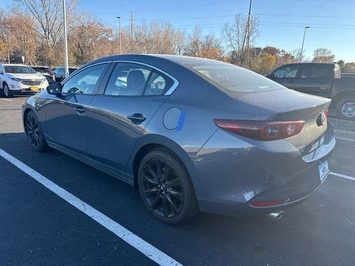 2023 Mazda Mazda3 2.5 S Carbon Edition