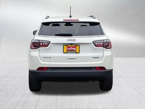 White Clearcoat 2021 Jeep Compass Latitude