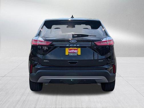 Agate Black Metallic 2024 Ford Edge SEL