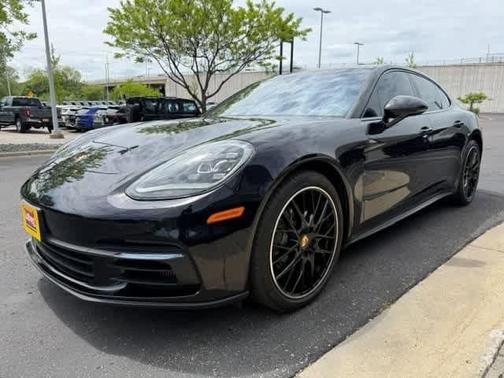 Black 2018 Porsche Panamera 4S