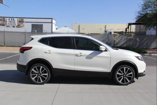 2017 Nissan Rogue Sport SL
