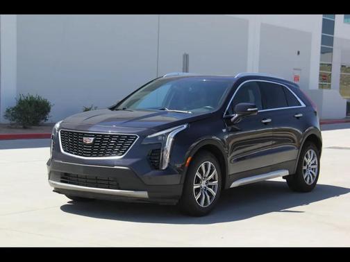 Black 2022 Cadillac XT4 Premium Luxury