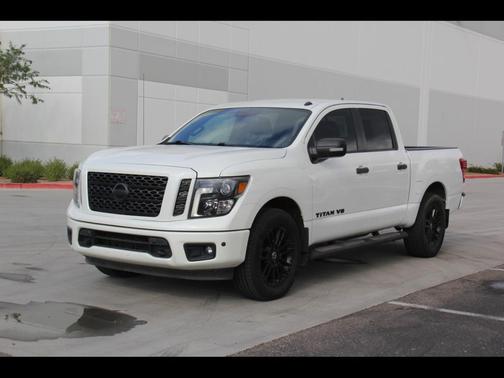 2019 Nissan Titan SV