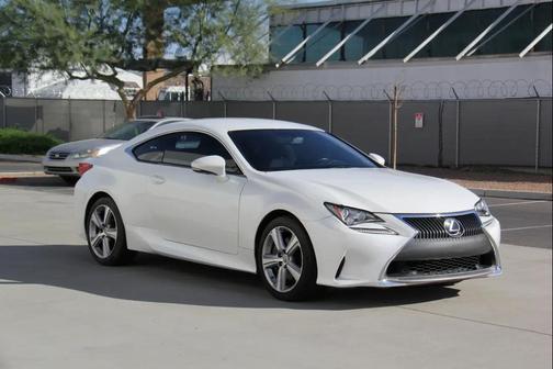 2016 Lexus RC 200t Base