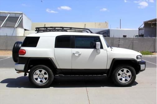 2010 Toyota FJ Cruiser Base
