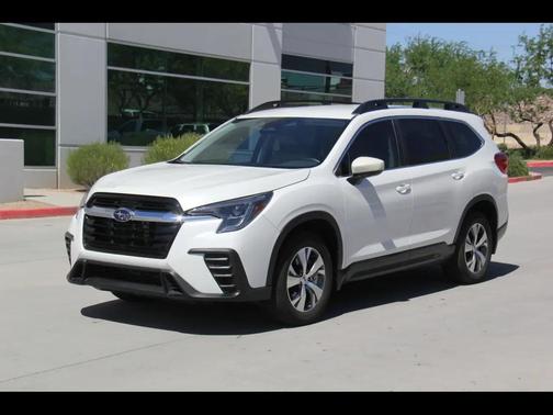 White 2025 Subaru Ascent Premium 7-Passenger