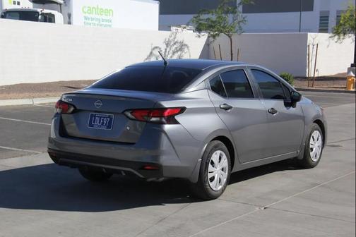 2025 Nissan Versa 1.6 S