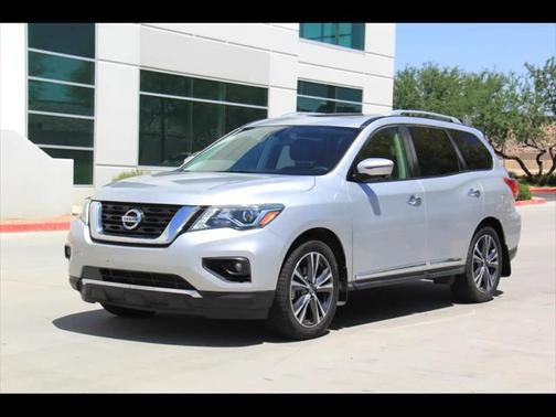 2017 Nissan Pathfinder Platinum