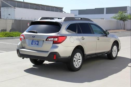 Tan 2018 Subaru Outback 2.5i Premium