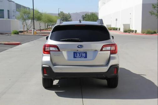 Tan 2018 Subaru Outback 2.5i Premium