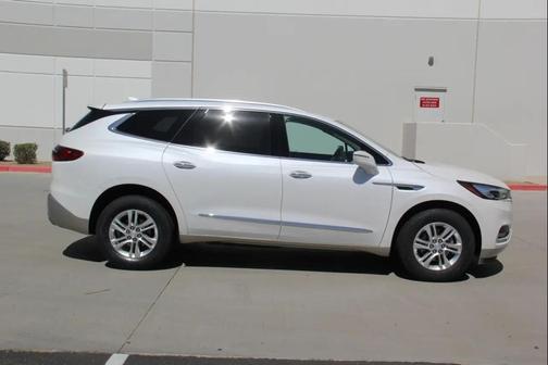 White 2018 Buick Enclave Premium