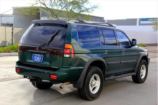 2000 Mitsubishi Montero Sport LS 4WD