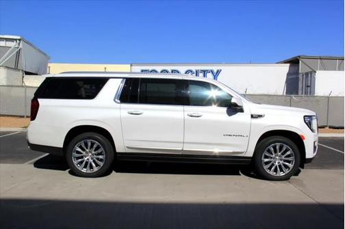 2022 GMC Yukon XL Denali