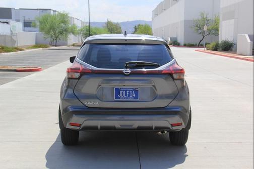 2022 Nissan Kicks S