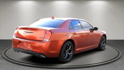 2020 Chrysler 300 Touring