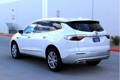 2024 Buick Enclave Essence FWD