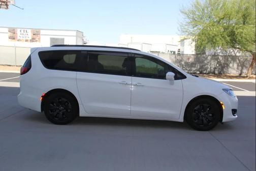 White 2020 Chrysler Pacifica Hybrid Touring L