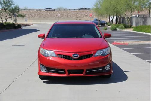 Red 2013 Toyota Camry SE