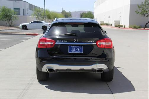 Black 2018 Mercedes-Benz GLA 250 4MATIC