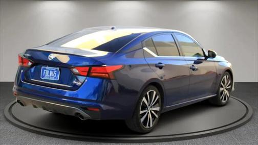 2021 Nissan Altima 2.5 SR