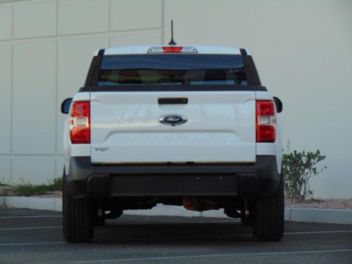 2024 Ford Maverick XL