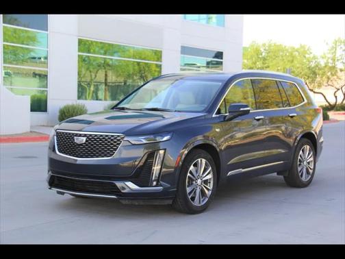 2022 Cadillac XT6 Premium Luxury FWD