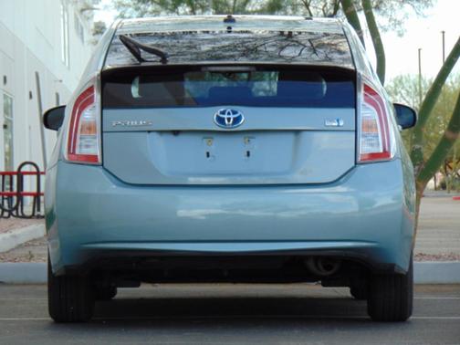 2013 Toyota Prius One