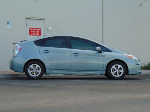2013 Toyota Prius One