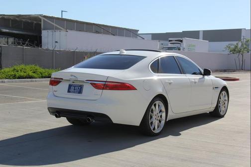 2016 Jaguar XF 35t Prestige