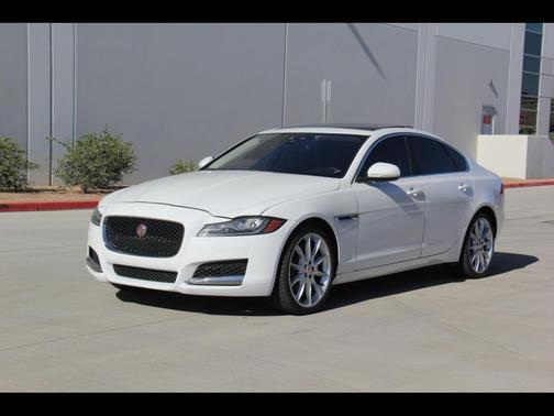 2016 Jaguar XF 35t Prestige