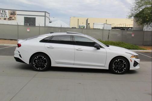 2022 Kia K5 GT-Line
