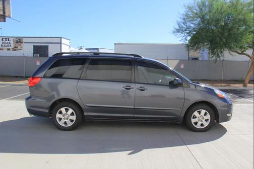 2007 Toyota Sienna LE