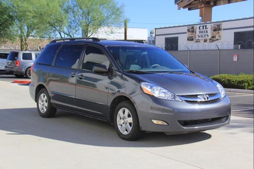 2007 Toyota Sienna LE