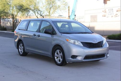 2014 Toyota Sienna L
