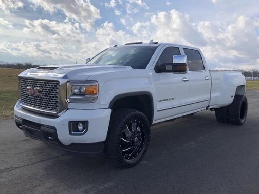 2017 GMC Sierra 3500 Denali